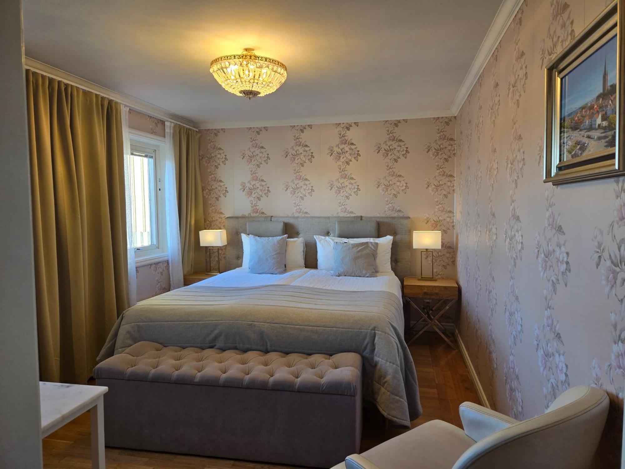 Vaenerport Lakefront Hotell Mariestad Exterior foto