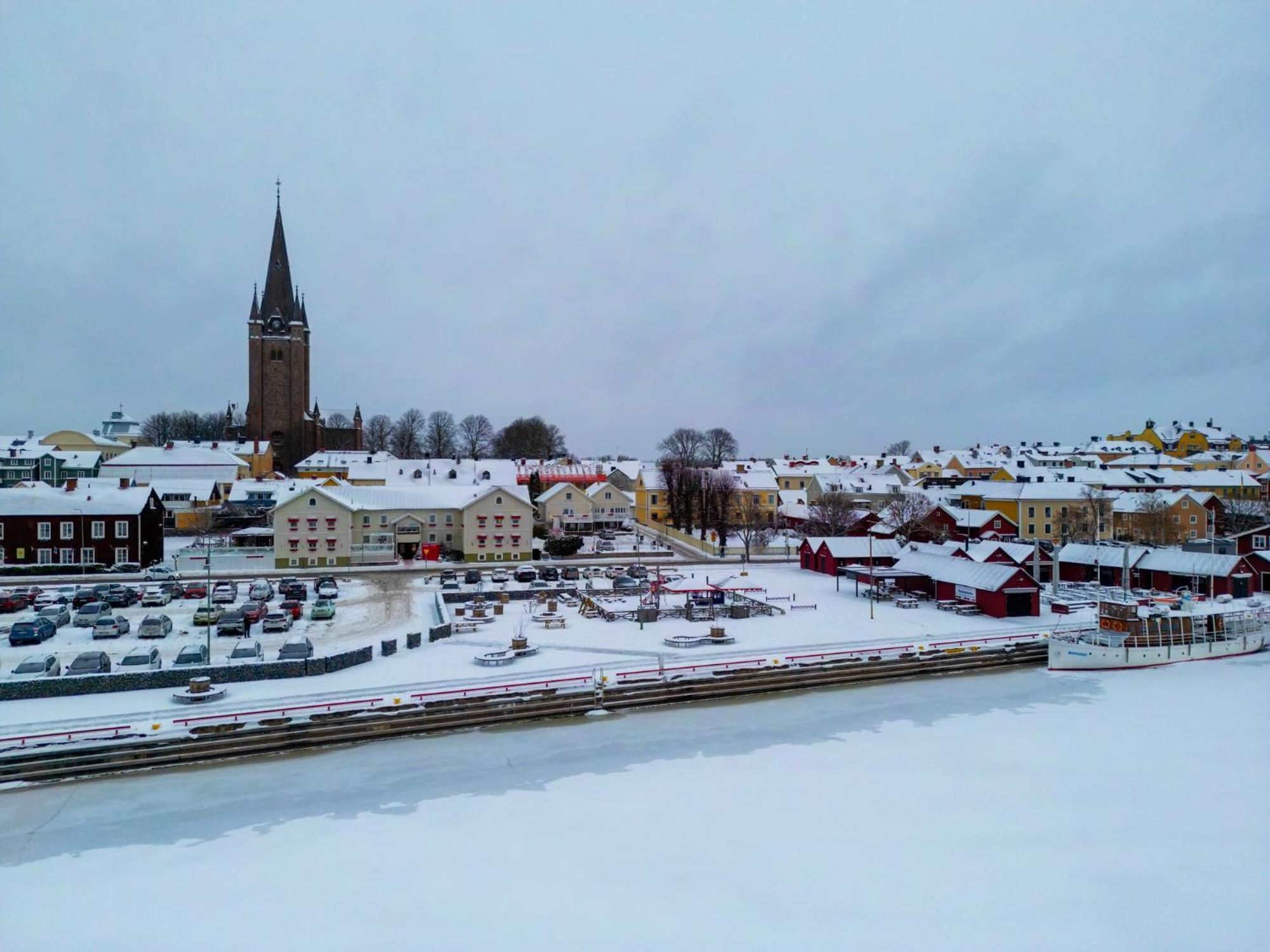 Vaenerport Lakefront Hotell Mariestad Exterior foto